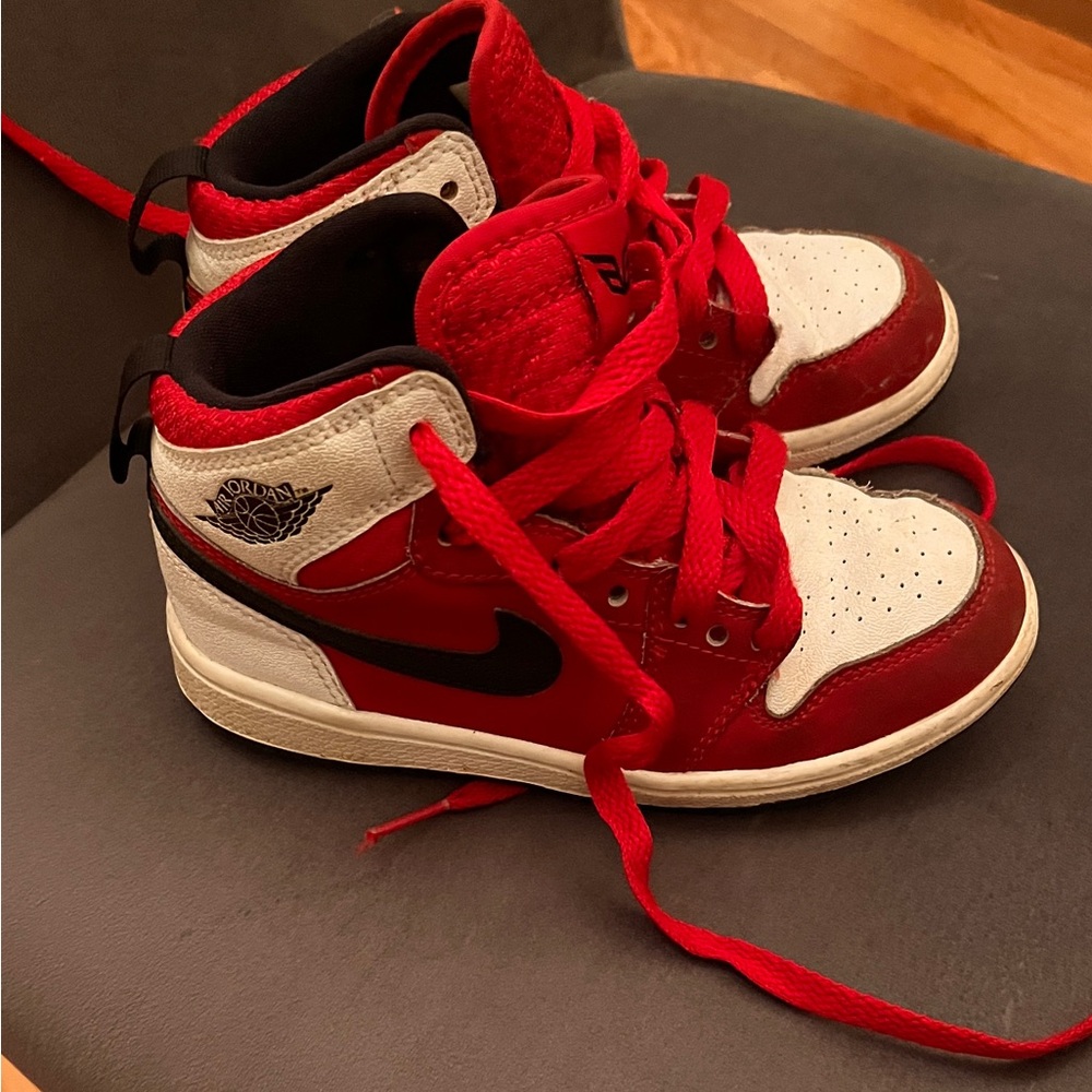 Nike Jordans sneakers Jordan 1 mid gym red black toddler boys high top lace up